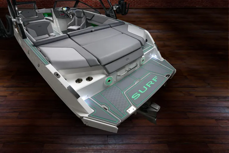 Cobalt CS23 Surf Boat - Premium 23' Wake Boat with Volvo Penta